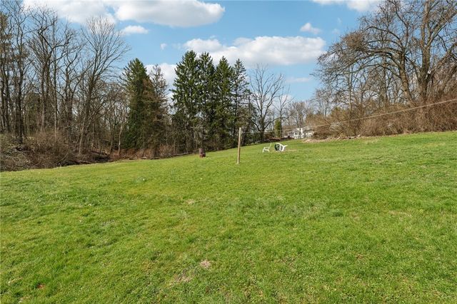 2629 Wilmington Rd, Neshannock Twp, PA 16105