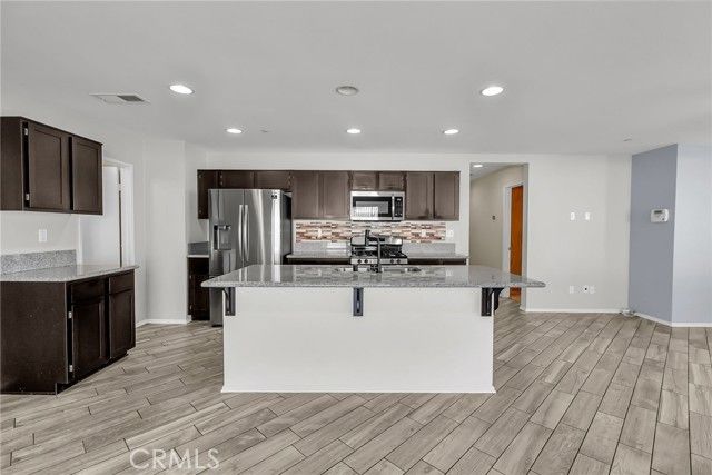 34234 Parkside Drive, Lake Elsinore, CA 92532