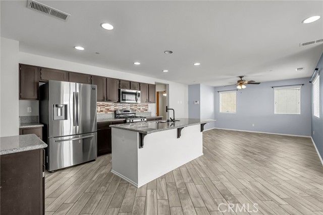 34234 Parkside Drive, Lake Elsinore, CA 92532