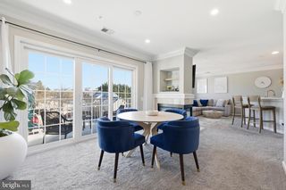 5804-D KATELYN MARY PL #304, Alexandria, VA 22310