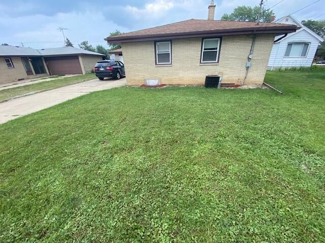 4265 S Nicholson AVENUE, Saint Francis, WI 53235