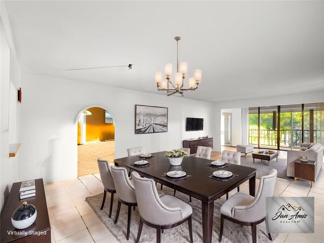 3076 EASTLAND BOULEVARD 210, Clearwater, FL 33761