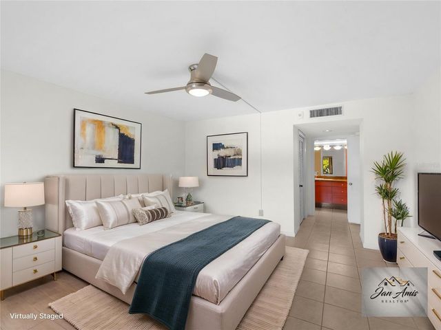 3076 EASTLAND BOULEVARD 210, Clearwater, FL 33761