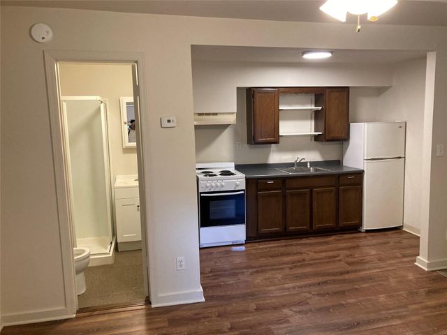 60B Cortland Street B, Copiague, NY 11726