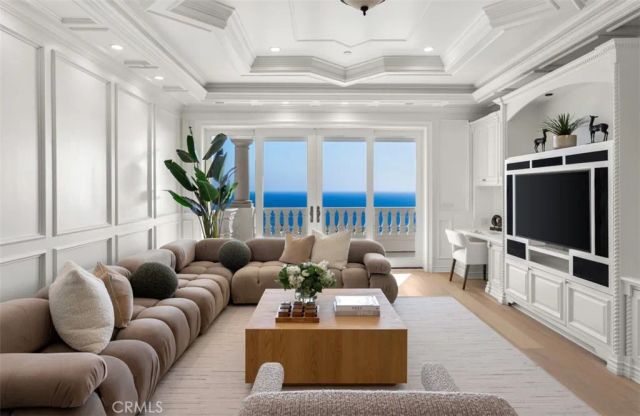 71 Ritz Cove Drive, Dana Point, CA 92629