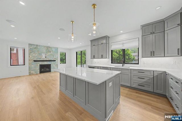 67 Westervelt Place, Cresskill, NJ 07626