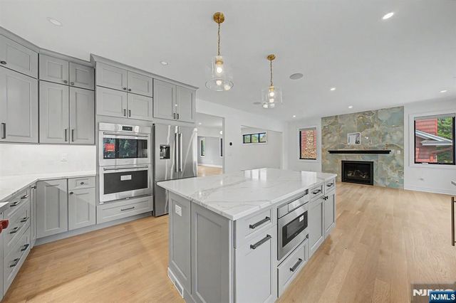 67 Westervelt Place, Cresskill, NJ 07626