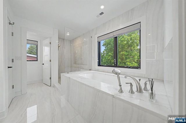 67 Westervelt Place, Cresskill, NJ 07626