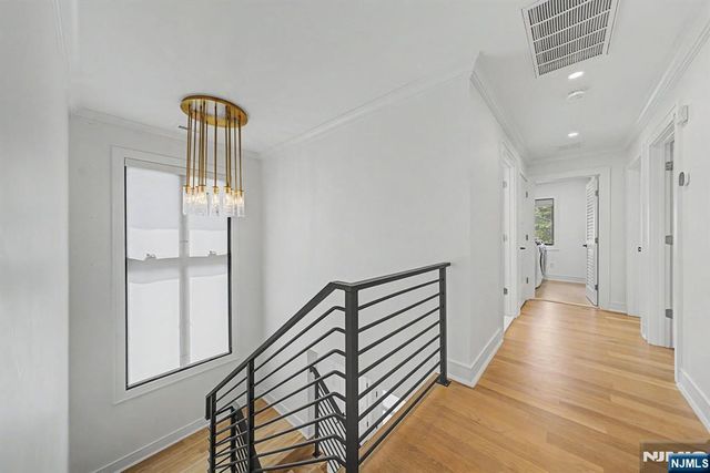 67 Westervelt Place, Cresskill, NJ 07626