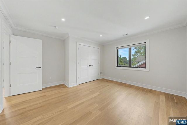 67 Westervelt Place, Cresskill, NJ 07626