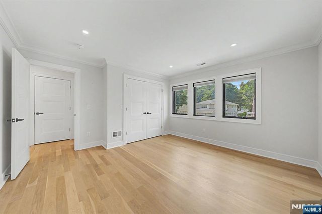 67 Westervelt Place, Cresskill, NJ 07626