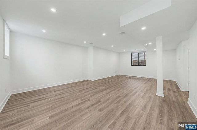 67 Westervelt Place, Cresskill, NJ 07626
