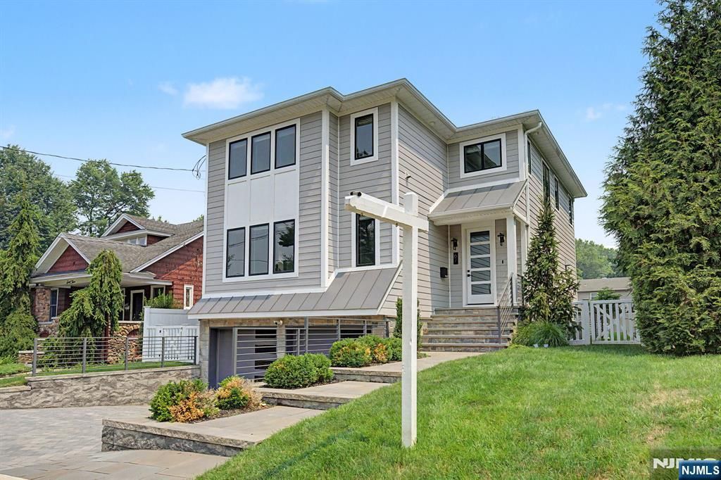 67 Westervelt Place, Cresskill, NJ 07626