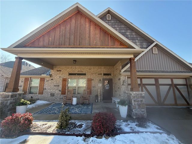 447 Payton Place, Farmington, AR 72730