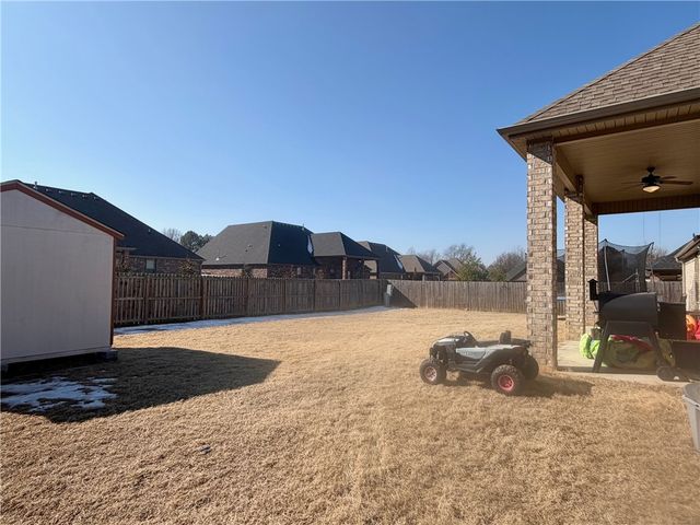 447 Payton Place, Farmington, AR 72730