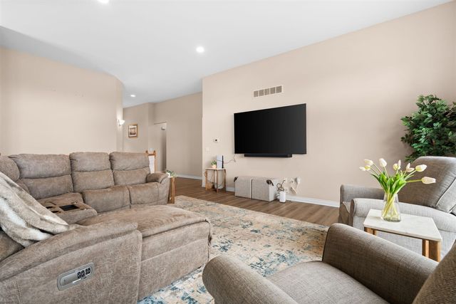 5391 Pinnacle Court, Ann Arbor, MI 48108