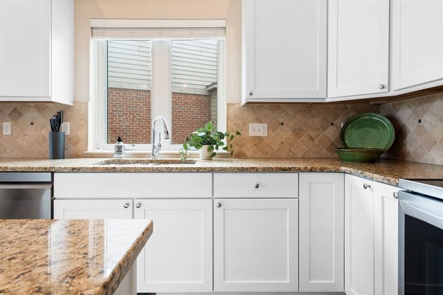 5391 Pinnacle Court, Ann Arbor, MI 48108