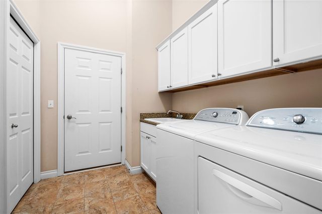 5391 Pinnacle Court, Ann Arbor, MI 48108