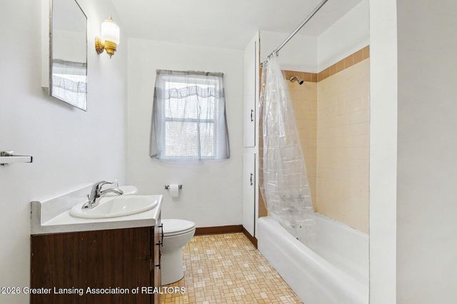 307 E Mount Hope Avenue, Lansing, MI 48910