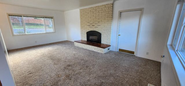 2381 Brentwood Street, Medford, OR 97504