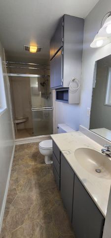 2381 Brentwood Street, Medford, OR 97504