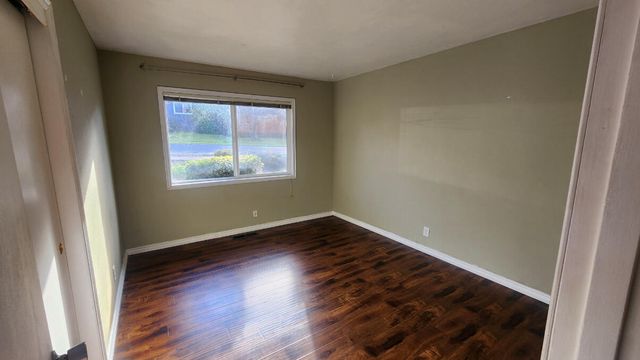 2381 Brentwood Street, Medford, OR 97504