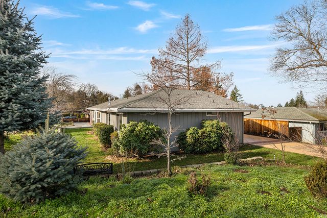 2381 Brentwood Street, Medford, OR 97504