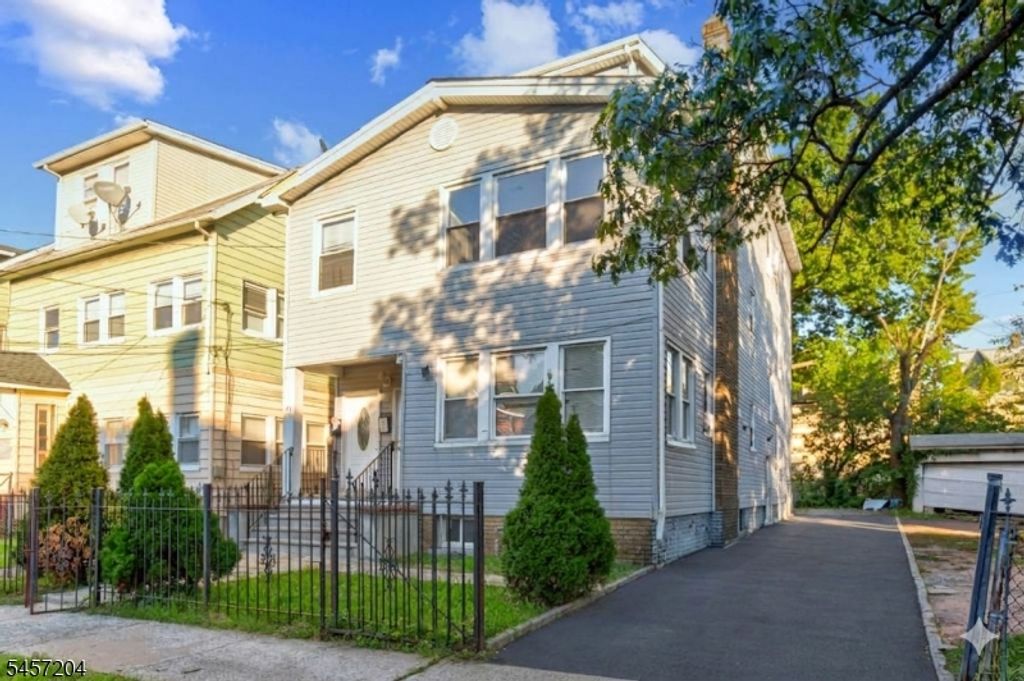 96 Goodwin Ave, Newark City, NJ 07112 — photo 3