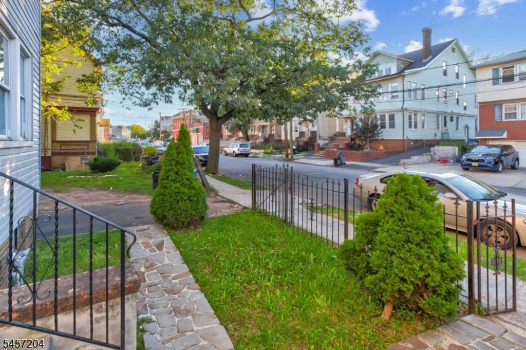 96 Goodwin Ave, Newark City, NJ 07112 — photo 4