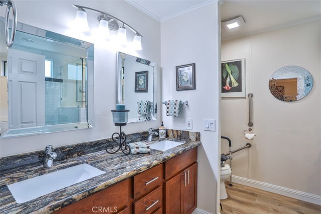1529 Wood Lake 3, Santa Ana, CA 92705