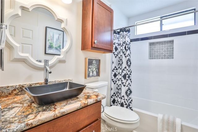 1529 Wood Lake 3, Santa Ana, CA 92705
