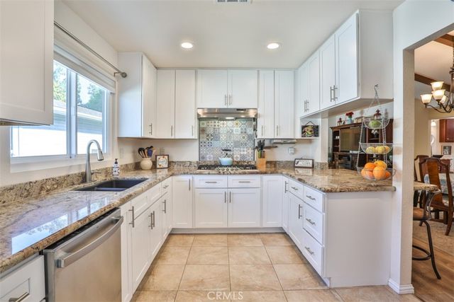 1529 Wood Lake 3, Santa Ana, CA 92705