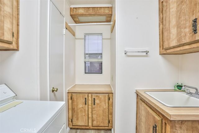 1529 Wood Lake 3, Santa Ana, CA 92705