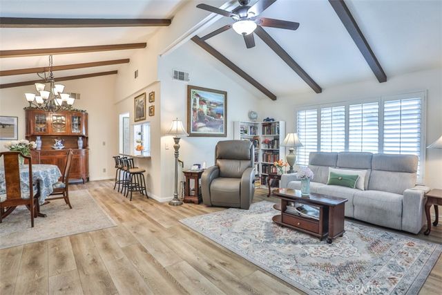 1529 Wood Lake 3, Santa Ana, CA 92705