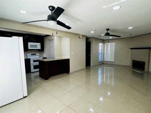 6646 E Lovers Lane 1105, Dallas, TX 75214