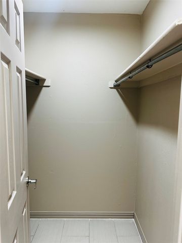 6646 E Lovers Lane 1105, Dallas, TX 75214