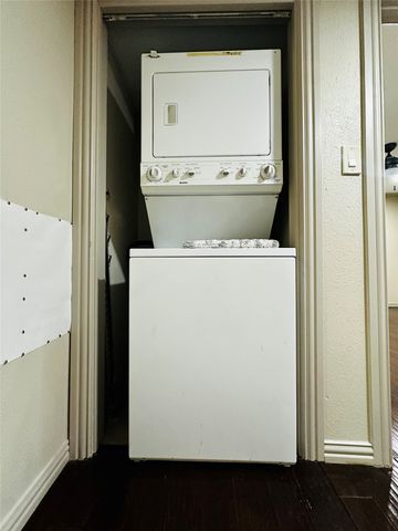 6646 E Lovers Lane 1105, Dallas, TX 75214