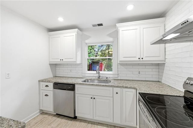 1371 Enota Avenue, Gainesville, GA 30501