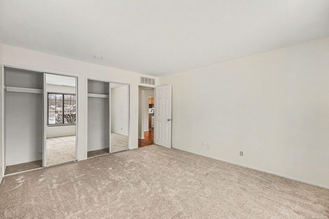 1891 Meadow Dale Court, Rochester Hills, MI 48309