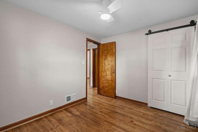 2562 Montana Avenue, Cincinnati, OH 45211