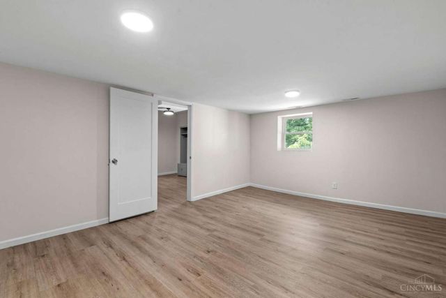 2562 Montana Avenue, Cincinnati, OH 45211