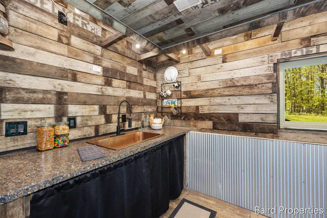 197 Leonard Street, Grand Rapids, MI 49534