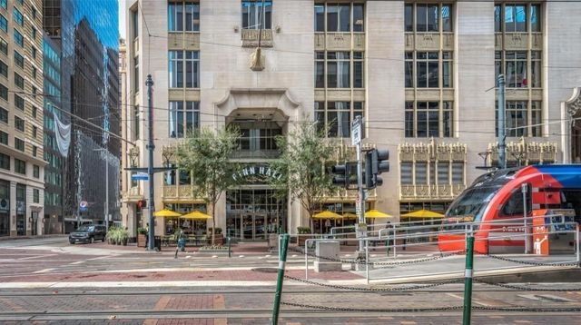 915 Franklin Street 2F, Houston, TX 77002