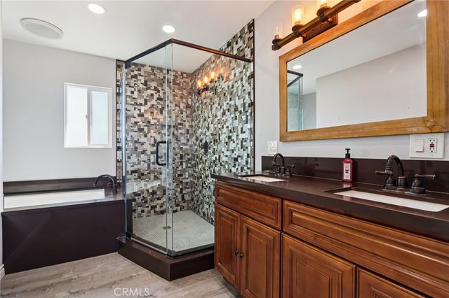 38465 12th Street E, Palmdale, CA 93550