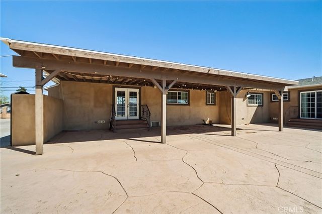 38465 12th Street E, Palmdale, CA 93550