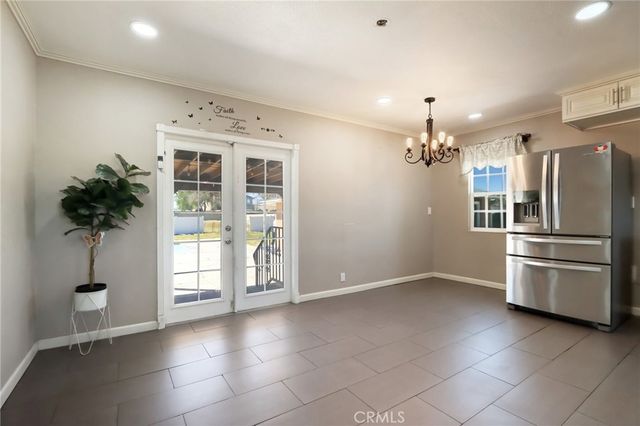 38465 12th Street E, Palmdale, CA 93550