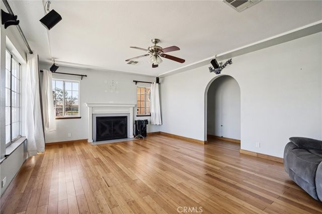 38465 12th Street E, Palmdale, CA 93550