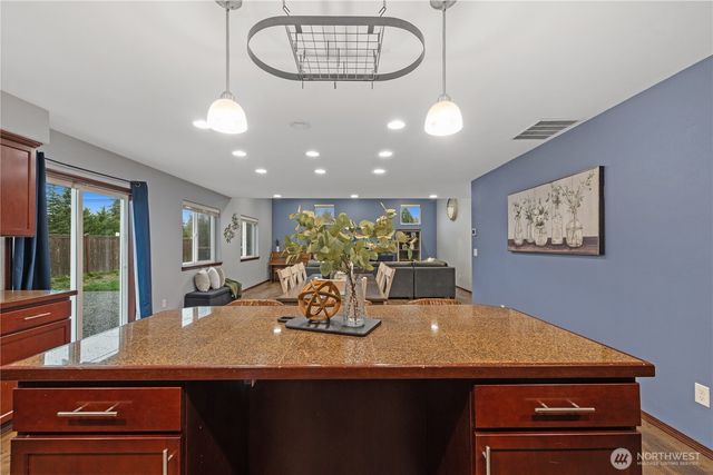 6901 288th Street NW, Stanwood, WA 98292