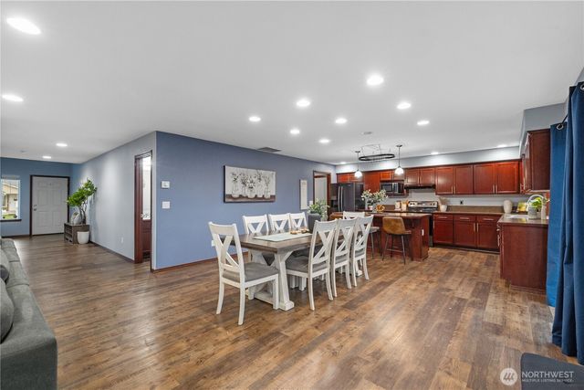 6901 288th Street NW, Stanwood, WA 98292