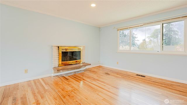 3319 S 249th Place, Kent, WA 98032